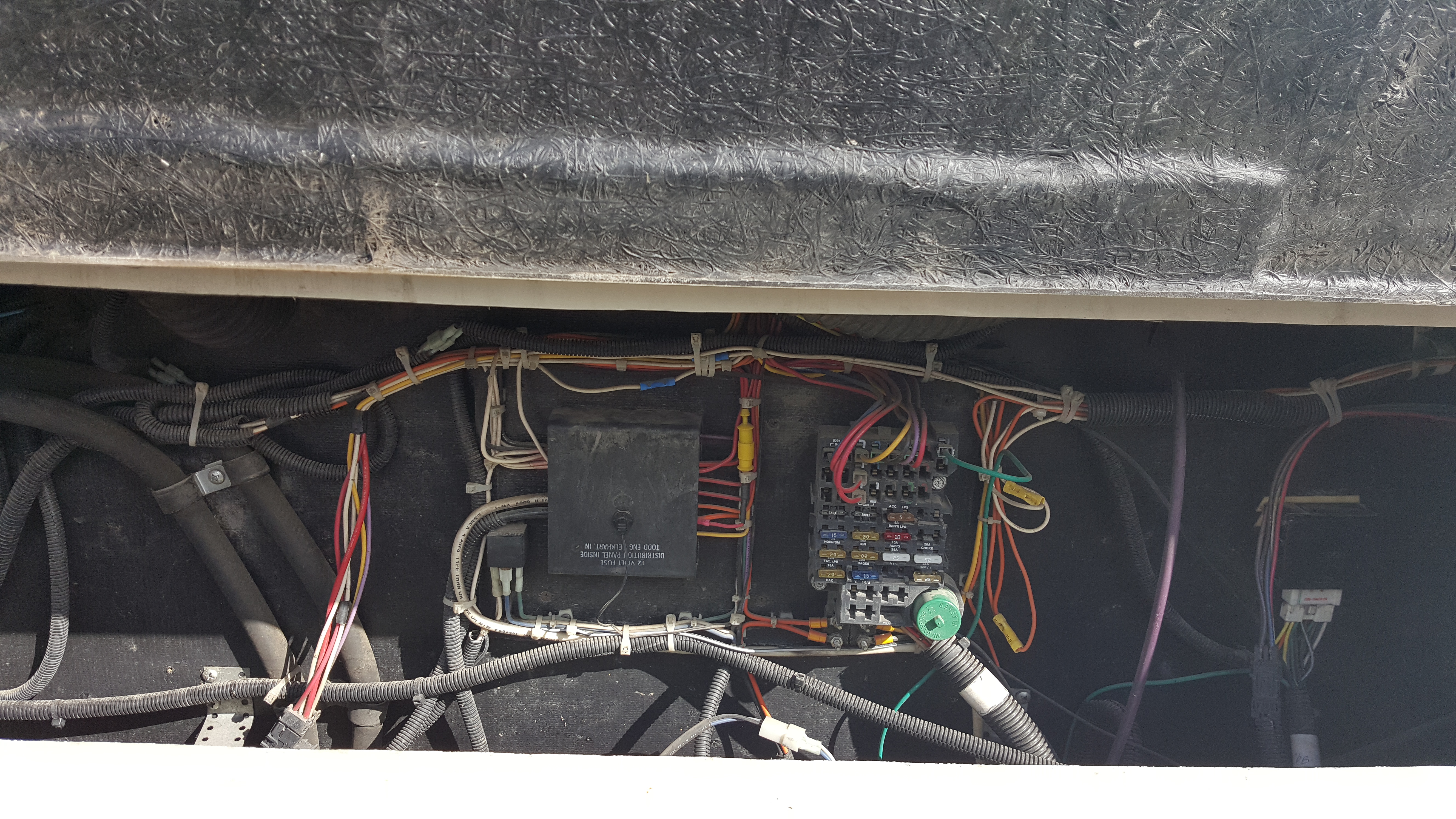Mystery Fuse Box Electrical FMCA RV Forums A