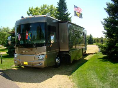 front view left side of motor home.JPG